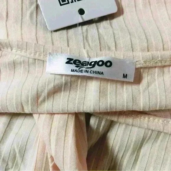 Women Butter Yellow Stretch Ribbed Body Suit Long Sleeve Asymmetrical Neck Nwt - Picture 5 of 7